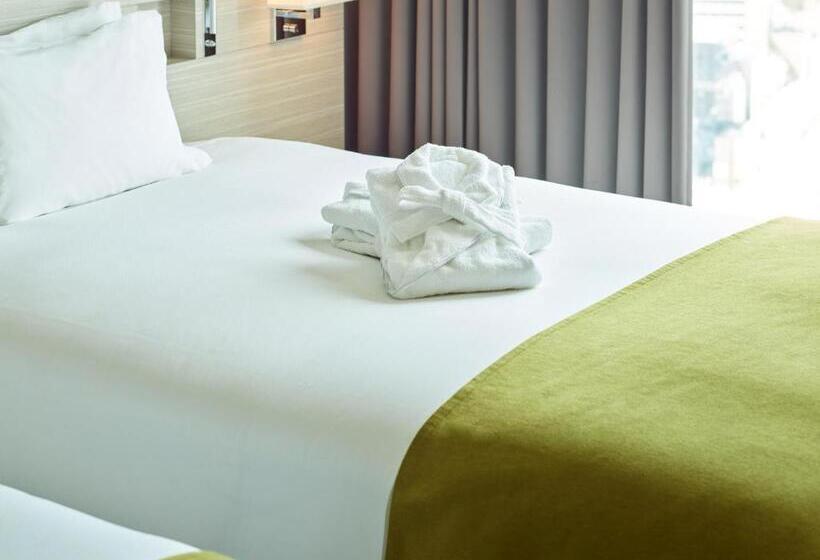Номер Executive, Mitsui Garden Hotel Ginza Premier