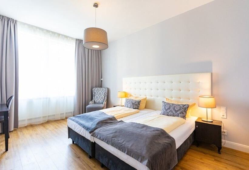 Номер Стандарт, Rheinischer Hof Bad Soden
