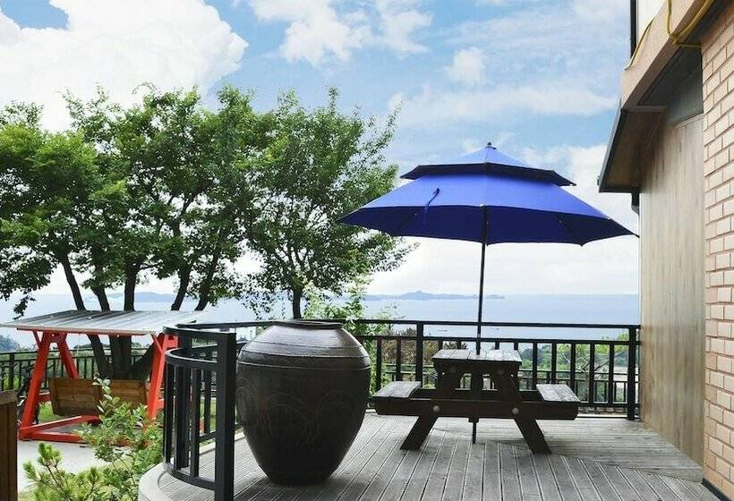 Апартаменты Basic 1 Спальня, Yeosu Hwangto Pension