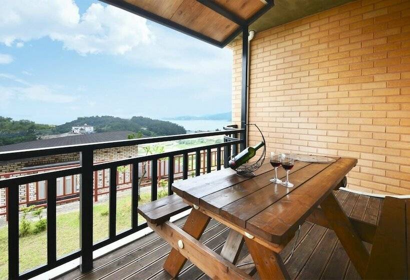 Апартаменты Basic 1 Спальня, Yeosu Hwangto Pension