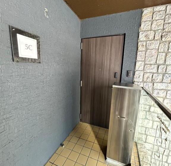 إستوديو قياسى سرير كينج, Matsuyama Stay