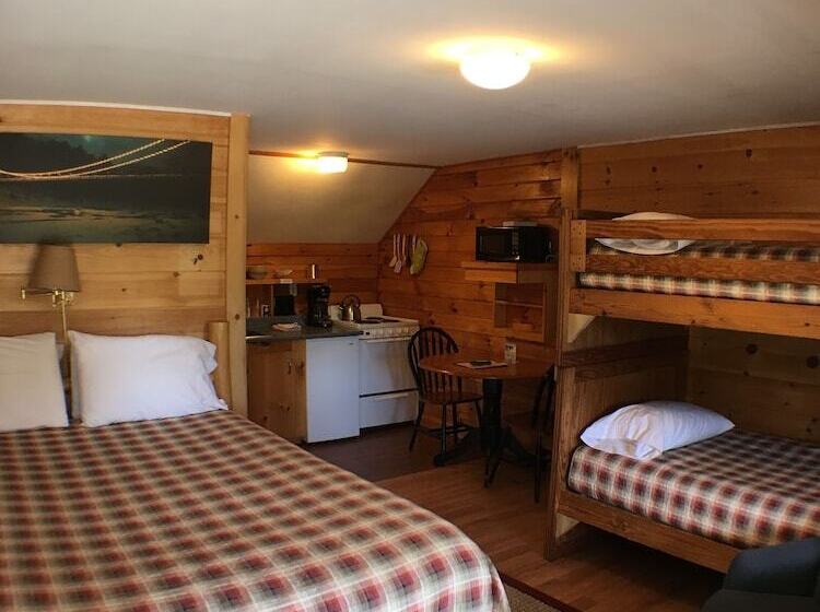 ファミリーステューディオ, Mountain View Motel & Campground