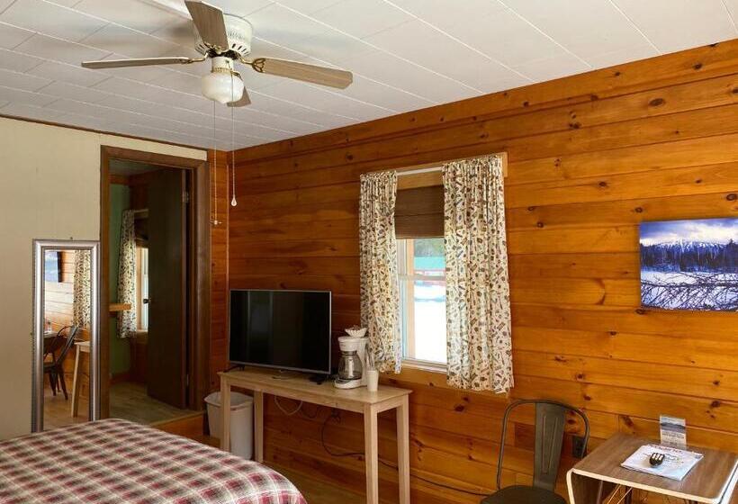 Номер Deluxe, Mountain View Motel & Campground