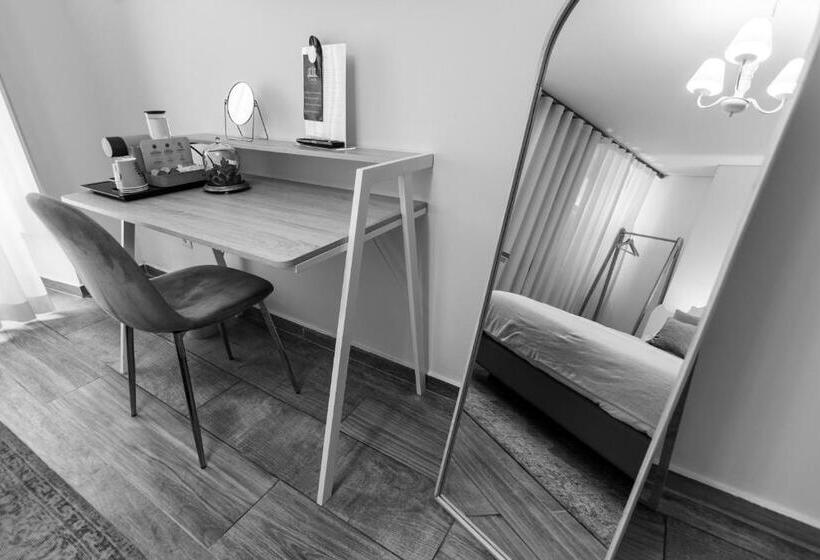 اتاق اکونومی, Templo Boutique