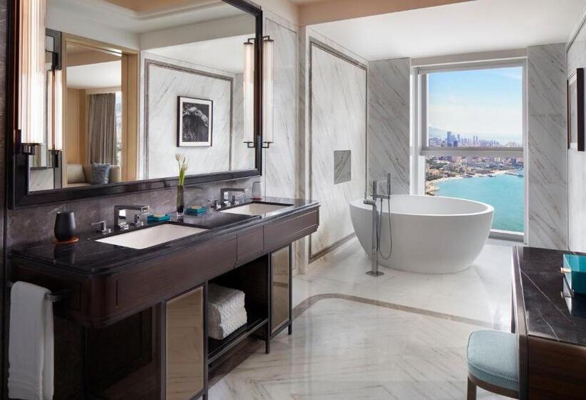 اتاق لوکس با تخت بزرگ, The St. Regis Qingdao