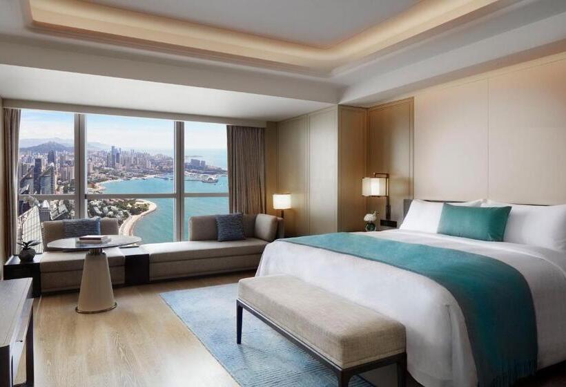 اتاق استاندارد با تخت بزرگ, The St. Regis Qingdao