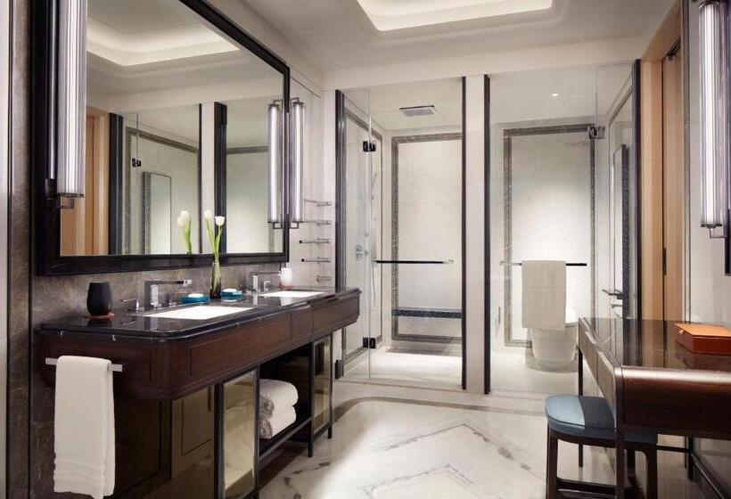 اتاق استاندارد با چشم‌انداز دریا, The St. Regis Qingdao