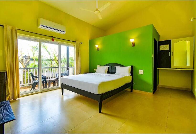 اتاق لوکس, Fabescape Vagator Retreat Resort With Swimming Pool   Nr Vagator Beach