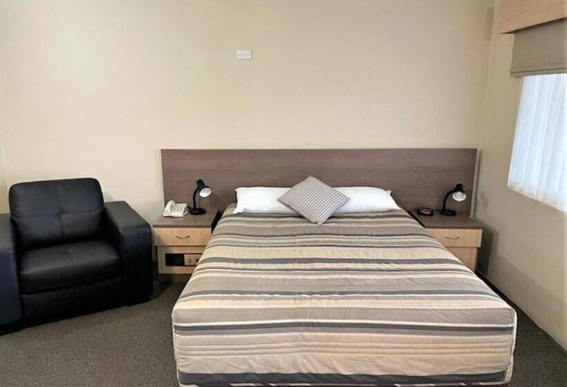 Номер Стандарт, Milgate Motel
