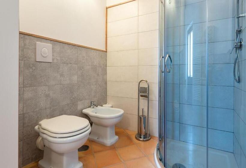 Номер Deluxe с Балконом, Palazzo Don Carlo