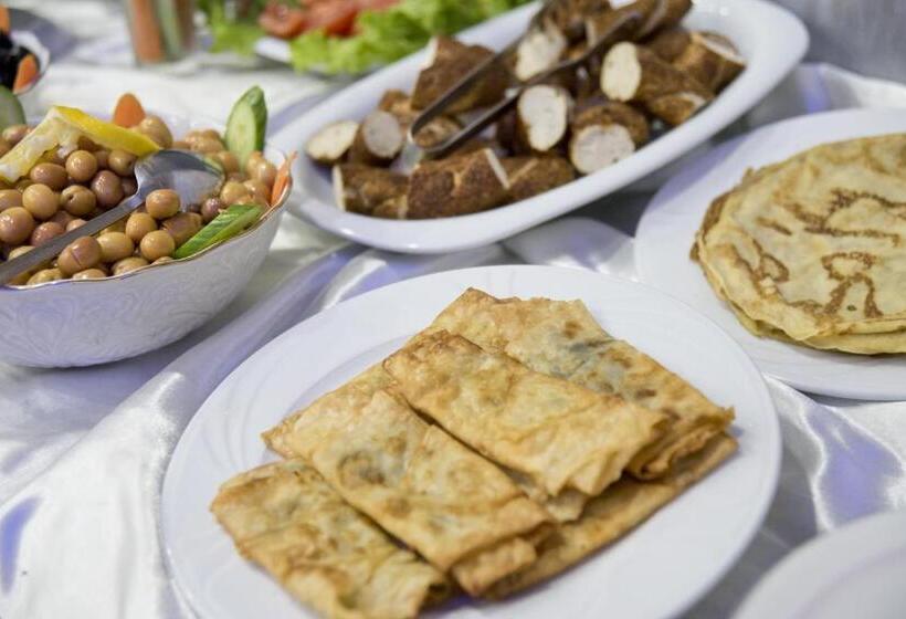 اتاق خانوادگی, Golden Horn Life