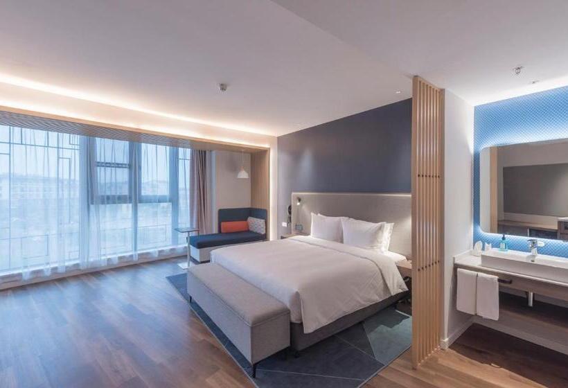 Номер Superior Вид на Горы, Holiday Inn Express Dengfeng Songshan By Ihg