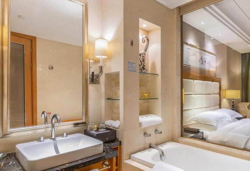 Номер Deluxe Кровать Кинг, Wyndham Xinyang Downtown