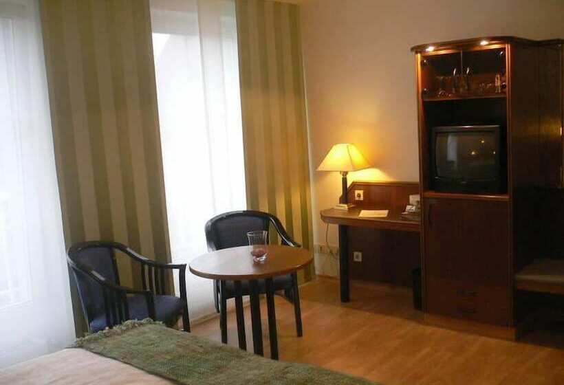 Номер Комфорт Индивидуальный, Classic Hotel Kaarst
