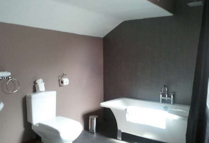 اتاق استاندارد, Forresters Bar & French Restaurant With Rooms