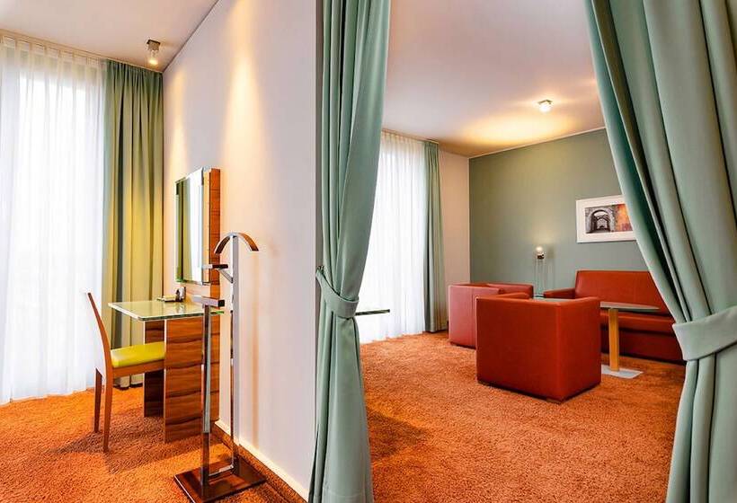 Люкс с Балконом, Schlosshotel Hellenstein