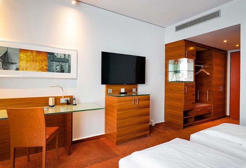 Номер Executive, Schlosshotel Hellenstein