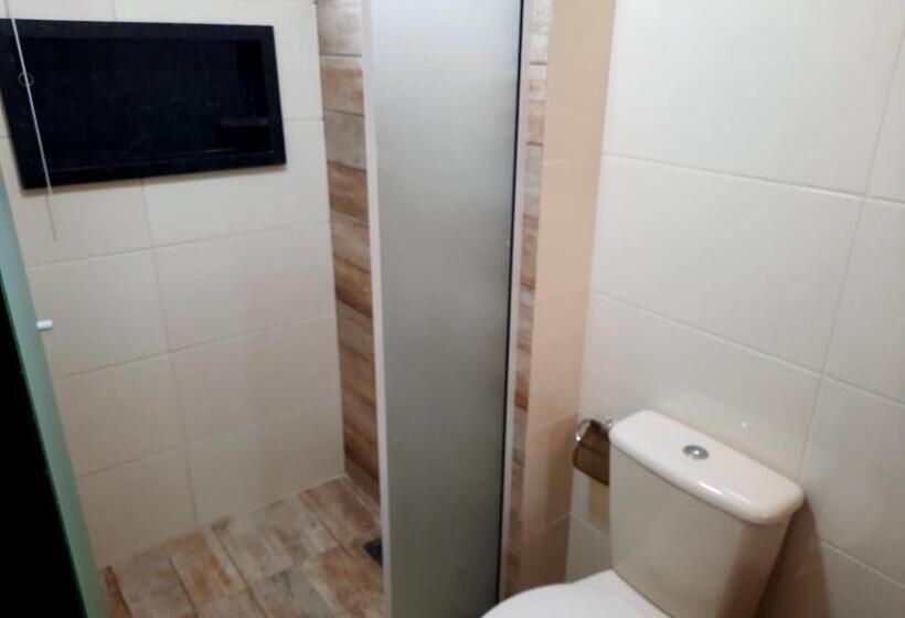 غرفة عائلية, Alice Suites