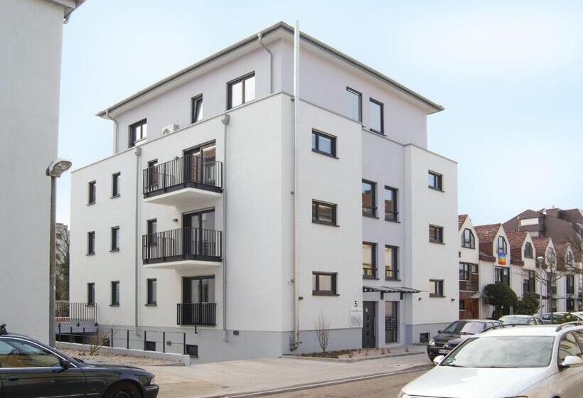آپارتمان 1 خوابه با بالکن, Seeger Living Premium West