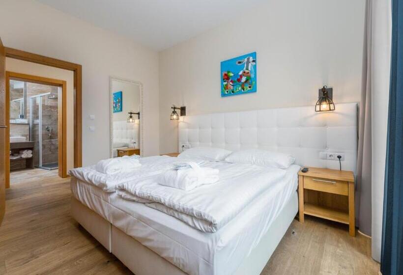 آپارتمان 4 خوابه, The House Zell Am See