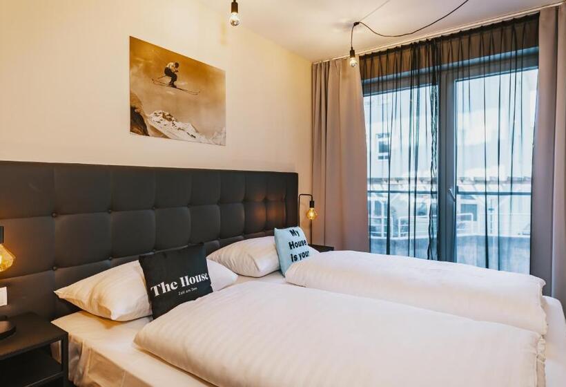 3 Bedroom Suite, The House Zell Am See