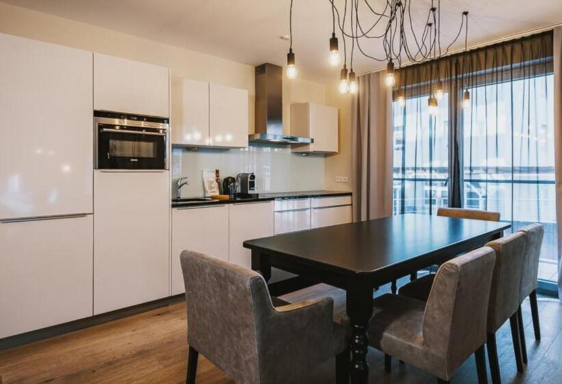 3 Bedroom Suite, The House Zell Am See