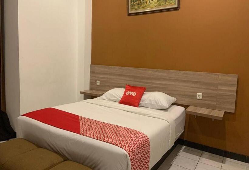 Люкс Повышенной Комфортности, Capital O 90497 Navaya Guest House
