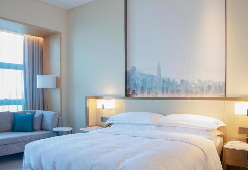 اتاق لوکس با تخت بزرگ, Four Points By Sheraton Wuhan, Jiangxia