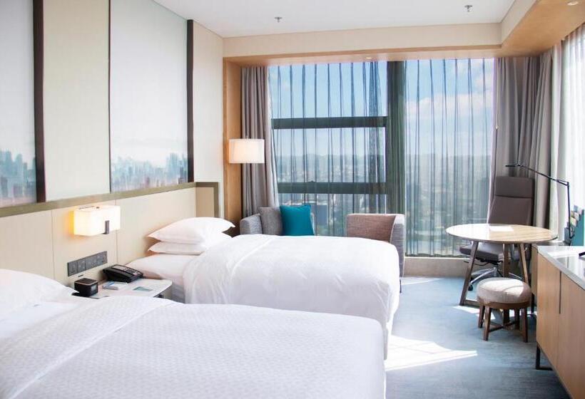اتاق سوپریور, Four Points By Sheraton Wuhan, Jiangxia