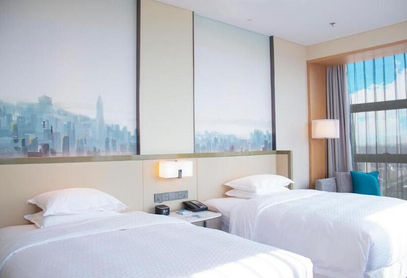 اتاق سوپریور, Four Points By Sheraton Wuhan, Jiangxia