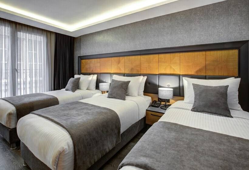 اتاق لوکس سه تخته, No12 Hotel Sultanahmet