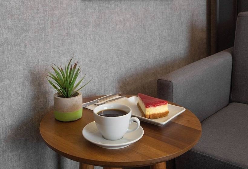 اتاق سوپریور سه تخته, No12 Hotel Sultanahmet