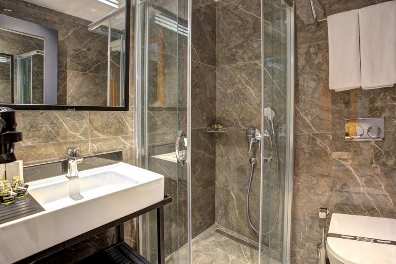 اتاق لوکس سه تخته, No12 Hotel Sultanahmet