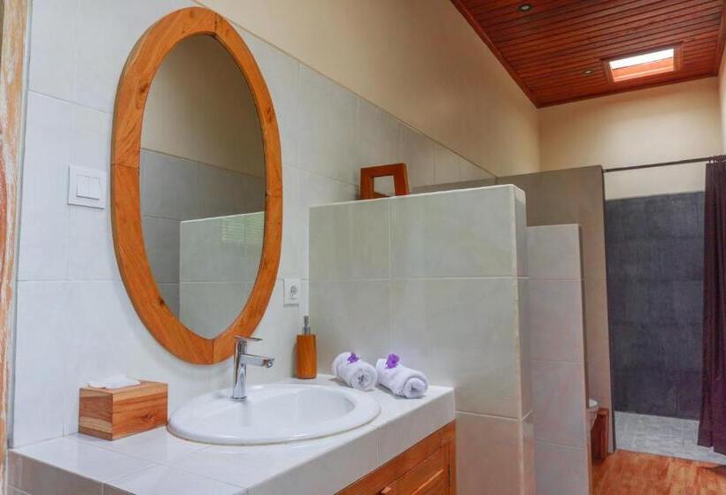 Семейный Номер, Prayatna Villas