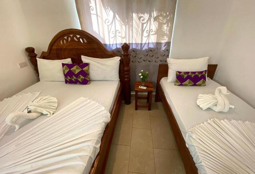Номер Стандарт, Cezere The Palm
