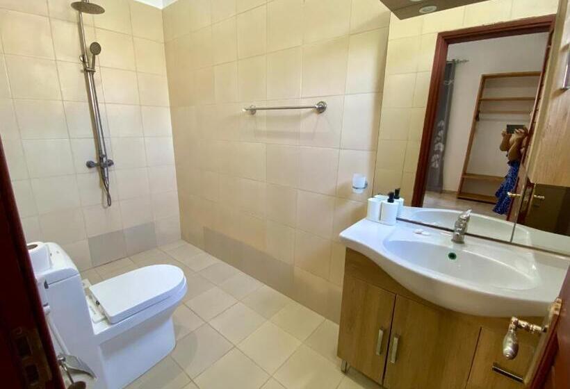 غرفة قياسية مزوَّدة بشُرفة, Cezere The Palm