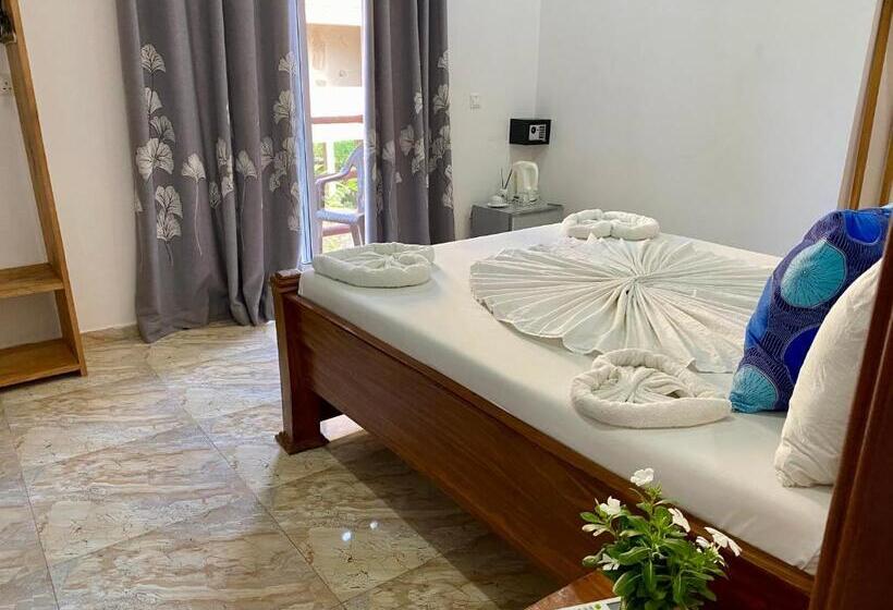 Номер Стандарт с Балконом, Cezere The Palm