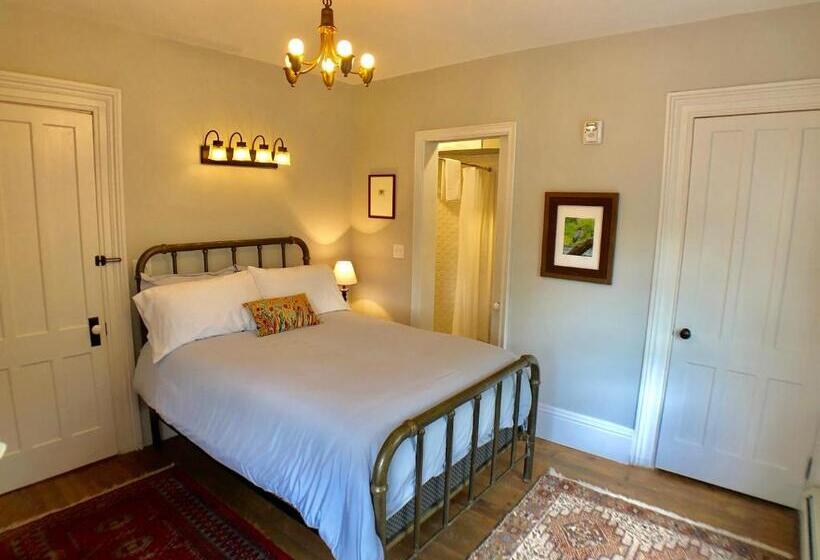 Номер Deluxe, Mill Pond Inn