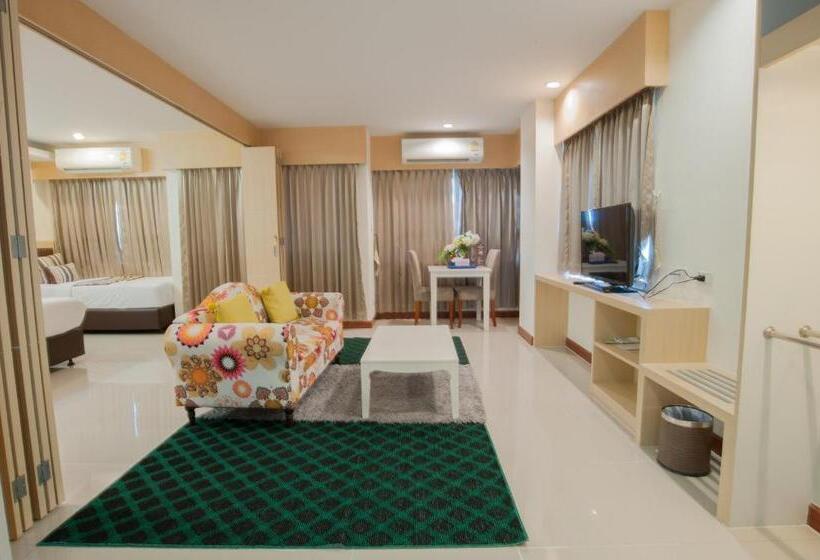 Семейный Номер, Taragrand Donmuang Airport