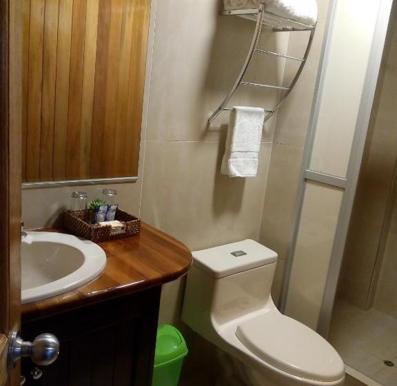 اتاق استاندارد, Hostal La Maison Canadiense