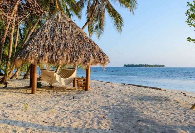 سوییت, Calala Island
