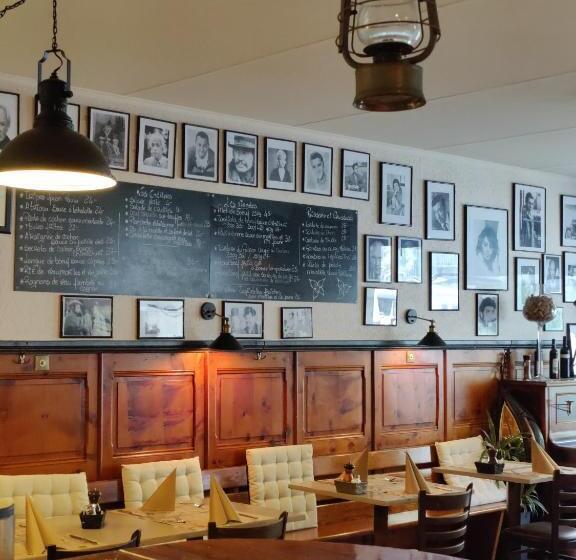 اتاق استاندارد یک تخته با سرویس بهداشتی مشترک, B&b Restaurant Le Pernollet