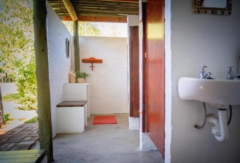 Номер Стандарт, Kalahari Camelthorn Guesthouse And Camping