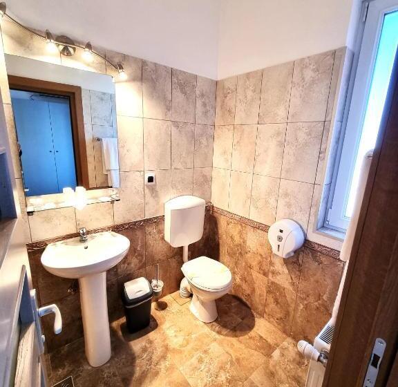 اتاق لوکس, Motel Via Targu Mures