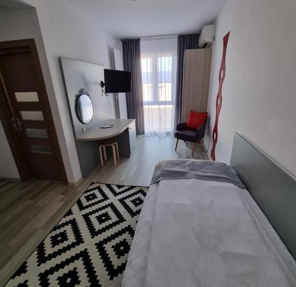 اتاق استاندارد یک نفره, Motel Via Targu Mures