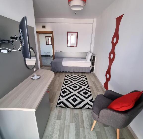 اتاق استاندارد یک نفره, Motel Via Targu Mures