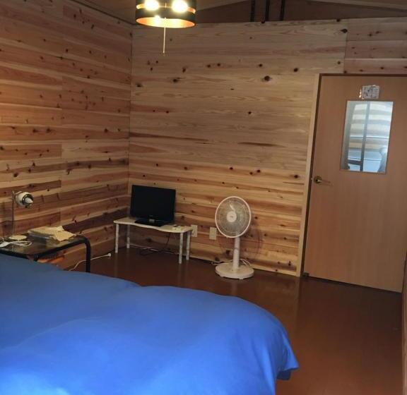 バスルーム共有のトリプルスタンダード, Guesthouse Mame庵