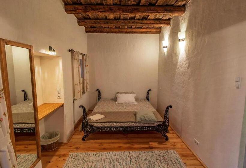 Номер Стандарт с Террасой, Barn Guesthouse / Csűr Vendégház