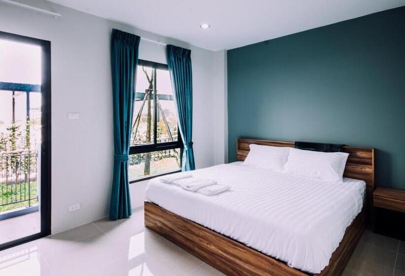 Стандартный Номер Кровать Кинг, The Living Hotel Samutprakan