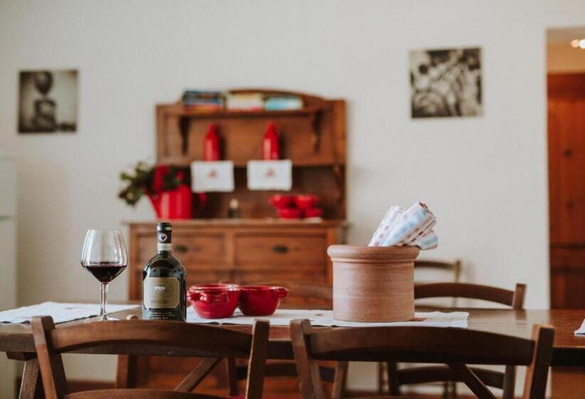 Апартаменты 1 Спальня Нижний Этаж, Agriturismo La Papessa   Fattoria Montecchio